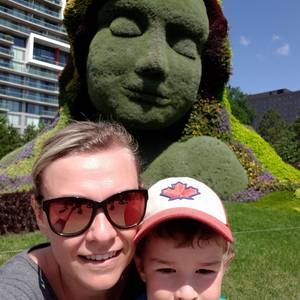 Meet your Posher, Jennifer